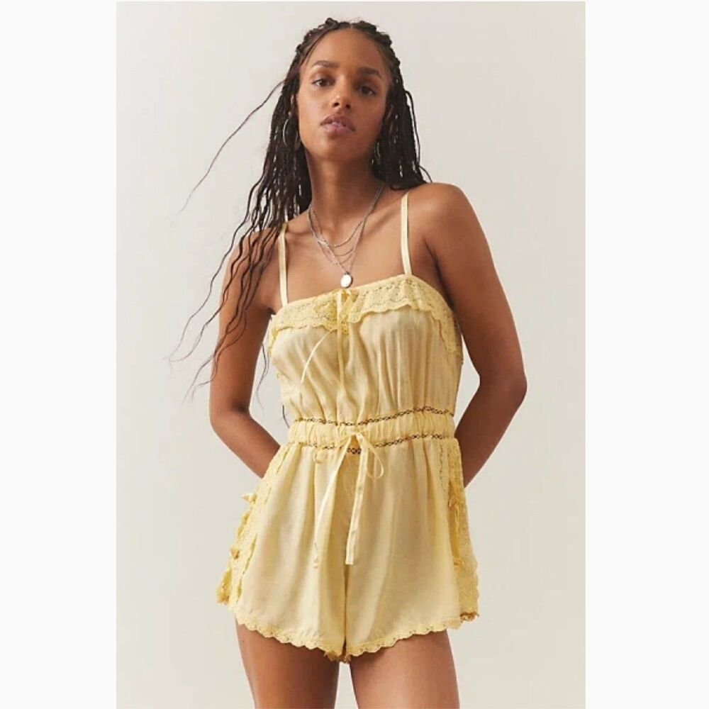 Urban Outfitters Out From Under Sail Away From Me Playsuit | Sz M | Romper Boho